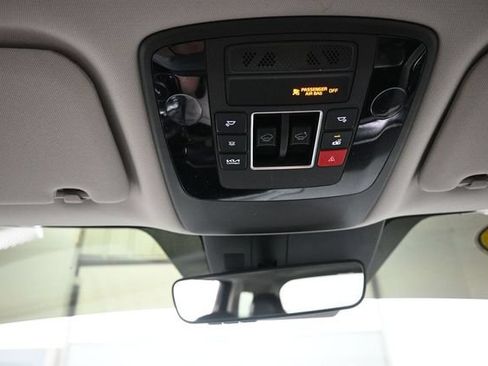 Used 2023 Kia Carnival SX Prestige w/ Paint Protection Package FWD image 12