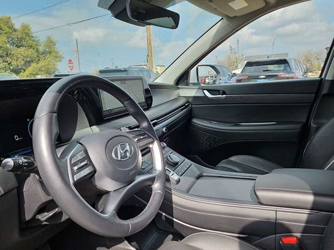 Used 2024 Hyundai Palisade Limited image 10