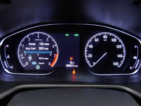 Used 2020 Honda Accord Touring image 23