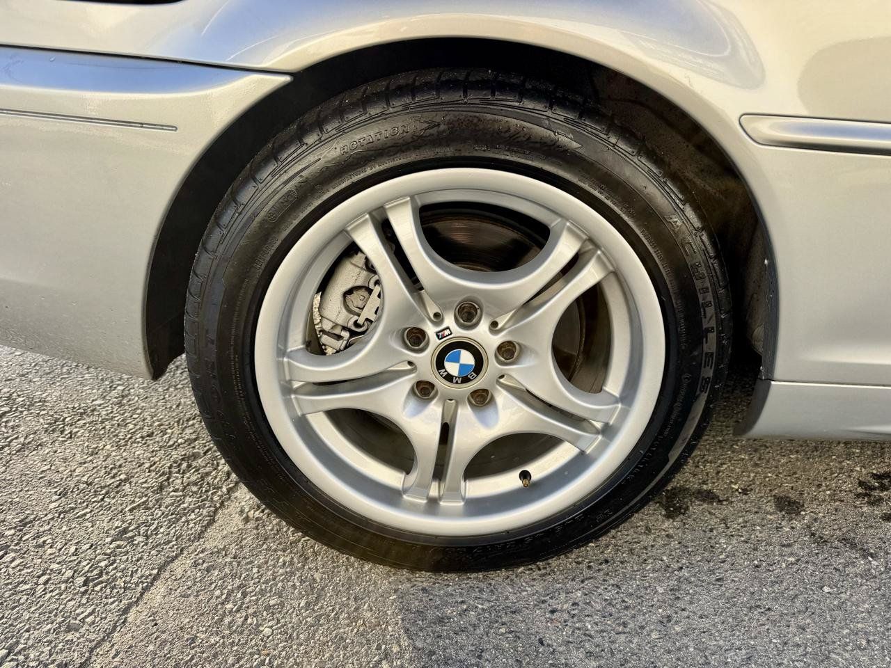 Used 2004 BMW 330Ci Convertible RWD image 19