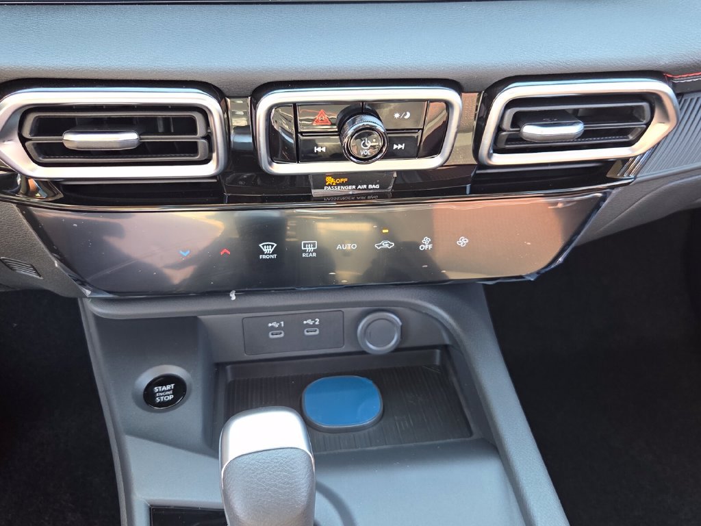 New 2027 Nissan Sentra SR FWD image 22