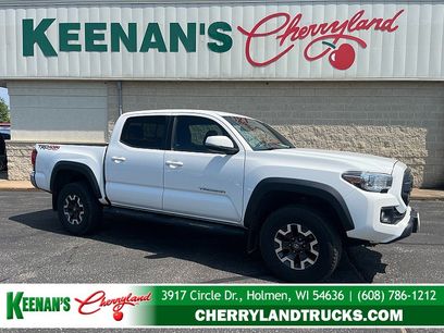 Used 2017 Toyota Tacoma TRD Off-Road w/ Tow Package (A/T)