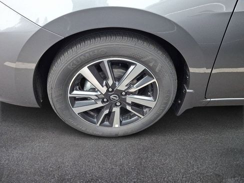 New 2025 Nissan Versa SV w/ Trunk Package image 4