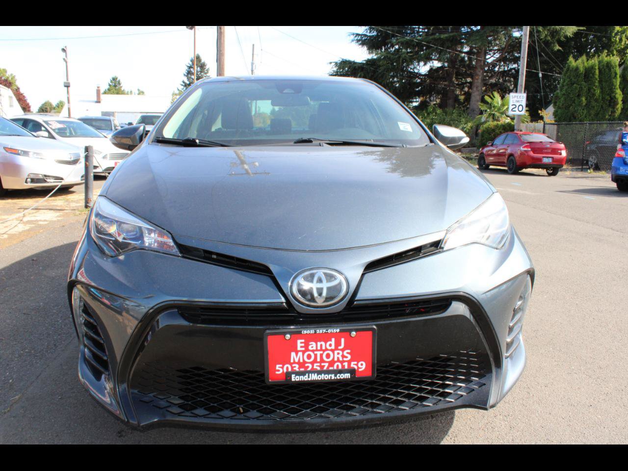 Used 2017 Toyota Corolla XSE w/ Carpet Mat Package (TMS) FWD image 2
