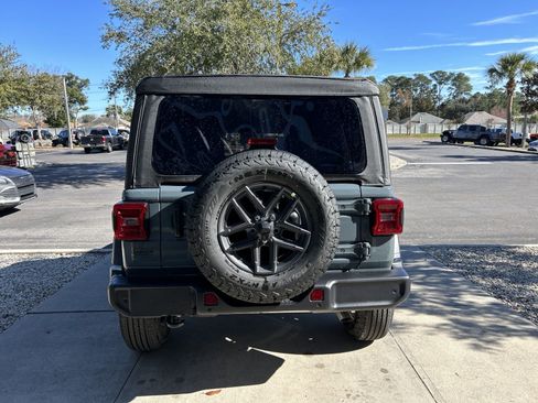 New 2025 Jeep Wrangler Sport S image 9