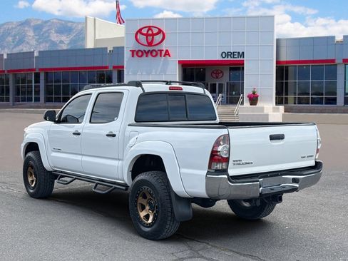 Used 2015 Toyota Tacoma PreRunner image 5