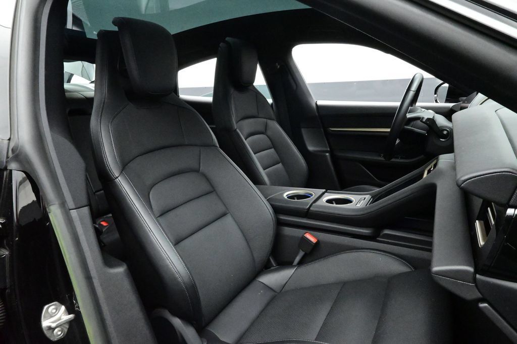 Certified 2023 Porsche Taycan w/ Premium Package RWD image 16