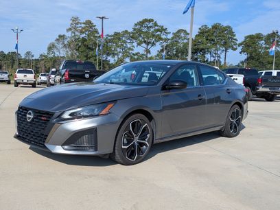 Used 2025 Nissan Altima 2.5 SR