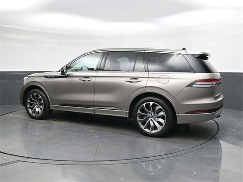 Used 2021 Lincoln Aviator Grand Touring w/ Equipment Group 301A image 6