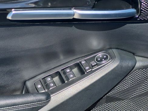Used 2024 Kia Seltos EX FWD image 23