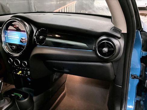 Used 2024 MINI Cooper SE image 18