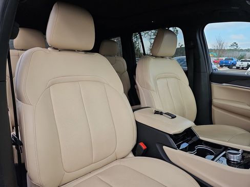 Used 2022 Jeep Grand Cherokee Limited 4xe w/ Luxury Tech Group II image 12