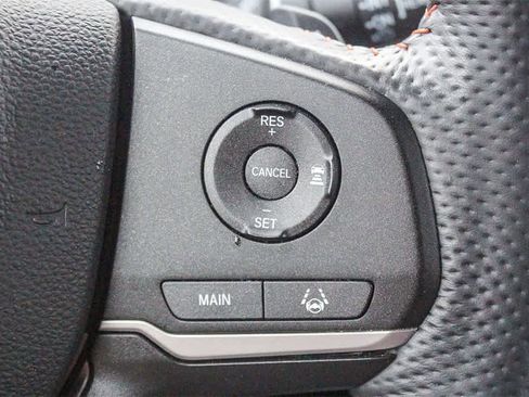 Used 2022 Honda Pilot TrailSport image 32