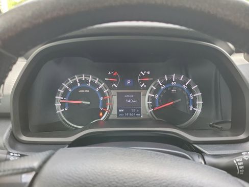 Used 2016 Toyota 4Runner TRD Pro AWD/4WD image 32