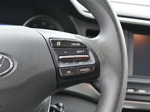 Used 2019 Hyundai Elantra SEL w/ Cargo Package image 17