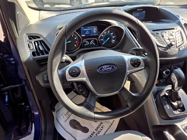 Used 2015 Ford Escape SE FWD image 15