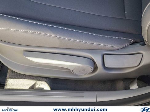 New 2026 Hyundai Elantra Sport FWD image 25