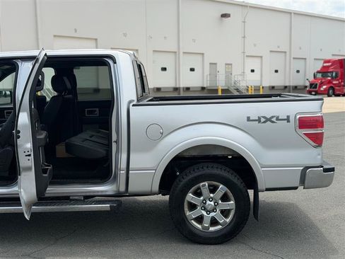 Used 2014 Ford F150 Lariat w/ Equipment Group 502A Luxury AWD/4WD image 9