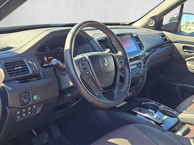Used 2023 Honda Ridgeline Black Edition image 9