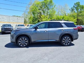 New 2026 Nissan Pathfinder Platinum w/ Cargo Package AWD/4WD video 2