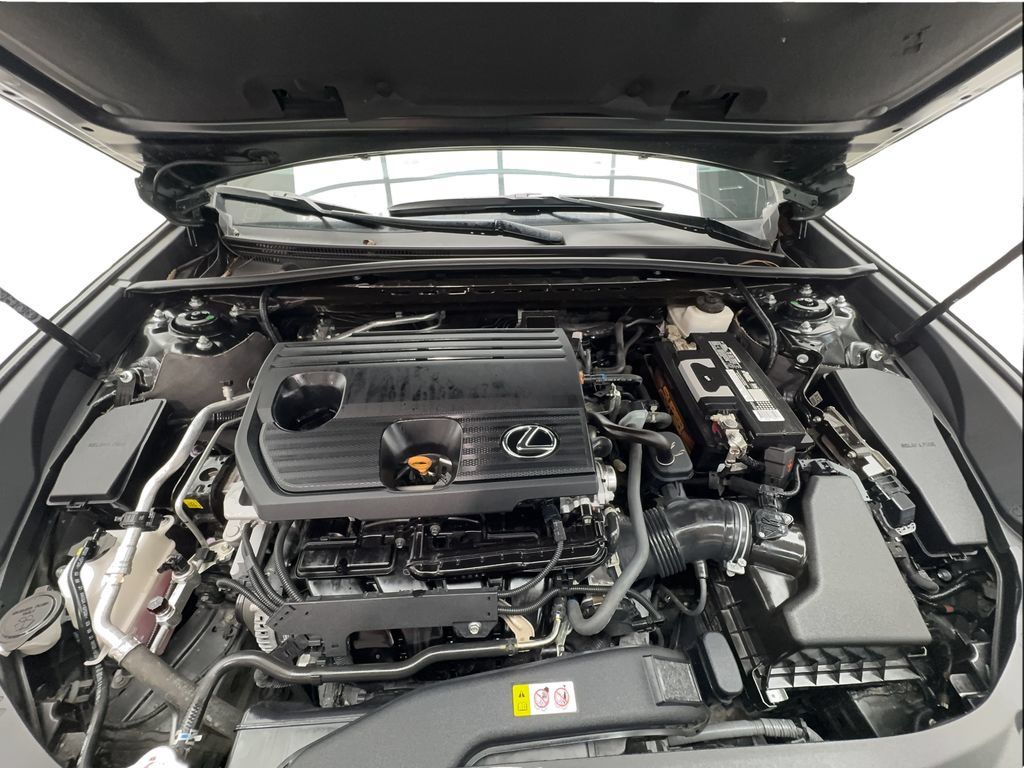 Used 2022 Lexus ES 250 w/ Accessory Package AWD/4WD image 19