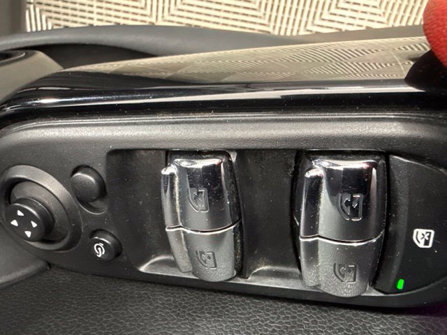 Used 2017 MINI Cooper S FWD image 23