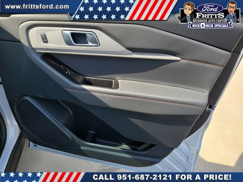 New 2026 Ford Explorer Active image 16