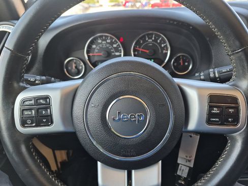 Used 2013 Jeep Wrangler Unlimited Sport AWD/4WD image 19