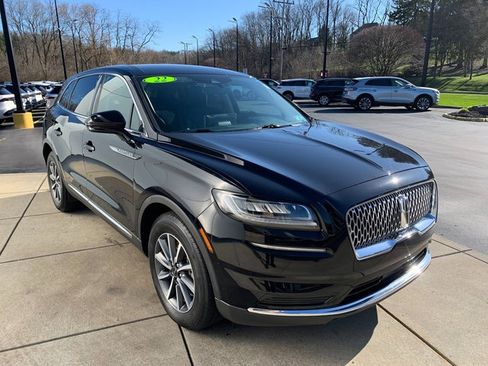 Certified 2022 Lincoln Nautilus AWD image 9