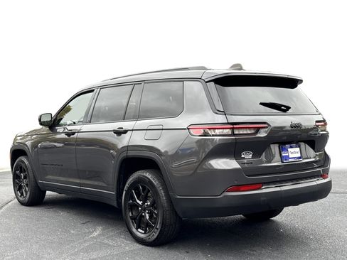 Used 2024 Jeep Grand Cherokee L Laredo image 23