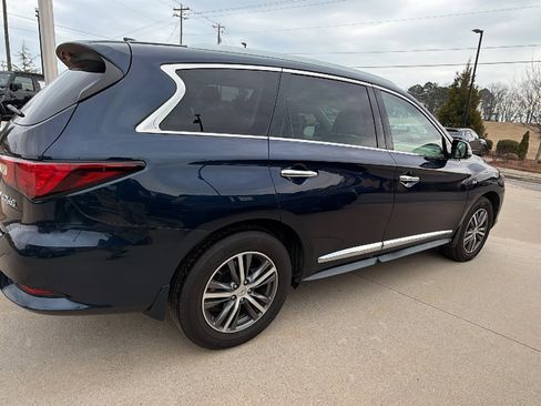 Used 2017 INFINITI QX60 FWD w/ Premium Plus Package image 8