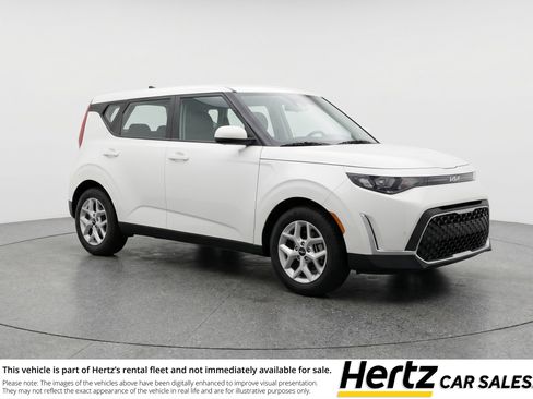 Used 2025 Kia Soul LX w/ LX Technology Package FWD image 1