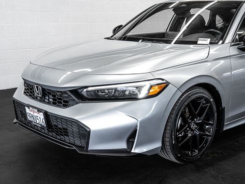 Used 2025 Honda Civic Sport image 11