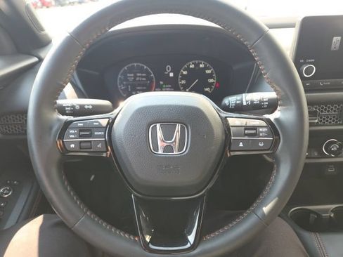 Used 2024 Honda HR-V Sport image 25