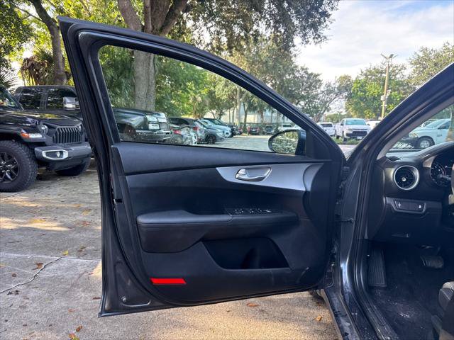 Used 2024 Kia Forte LX FWD image 10
