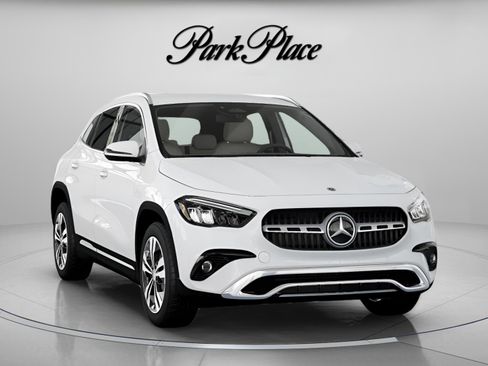 New 2026 Mercedes-Benz GLA 250 4MATIC image 32