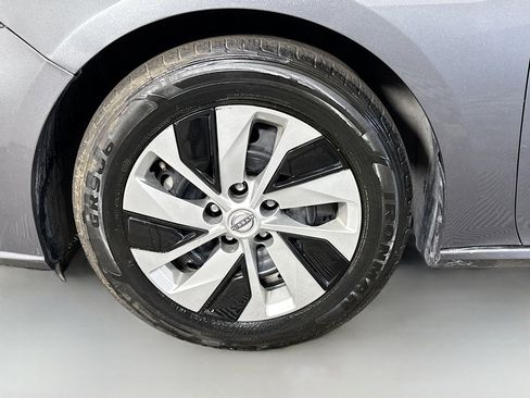 Used 2023 Nissan Altima 2.5 S FWD image 38