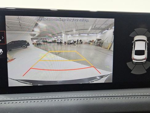 Used 2022 Genesis G70 2.0T w/ Prestige Package image 33