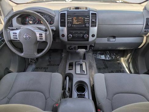 Used 2013 Nissan Frontier SV AWD/4WD image 16