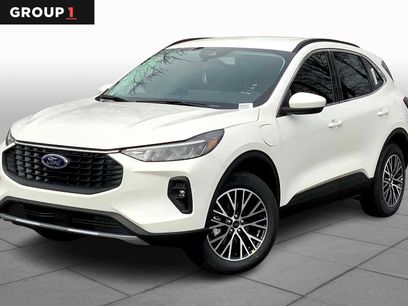 New 2025 Ford Escape SE