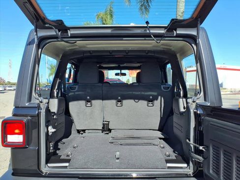 Used 2021 Jeep Wrangler Unlimited Sport image 6