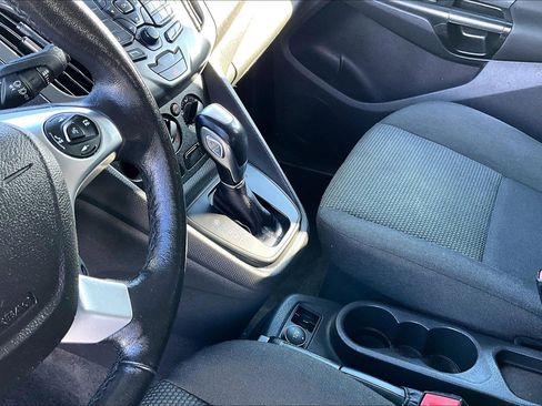Used 2018 Ford Transit Connect XL image 13