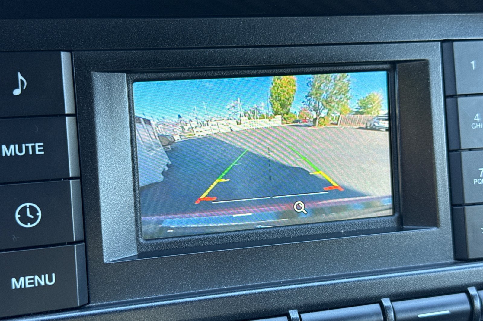 Used 2018 Ford Mustang Coupe RWD image 19