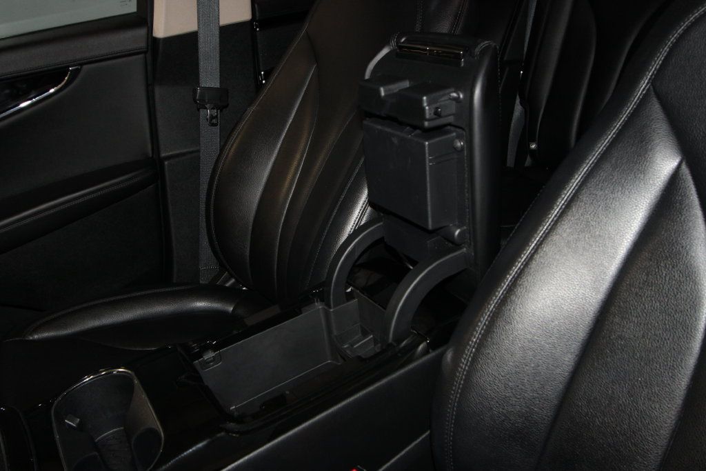 Used 2023 Lincoln Nautilus AWD w/ Premium Package image 20