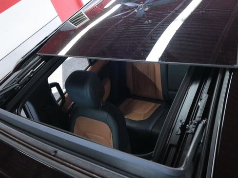 Used 2023 Land Rover Defender 110 X image 16