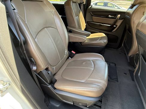 Used 2015 GMC Acadia SLT FWD image 17
