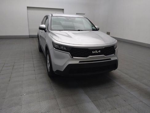 Used 2022 Kia Sorento LX FWD image 13
