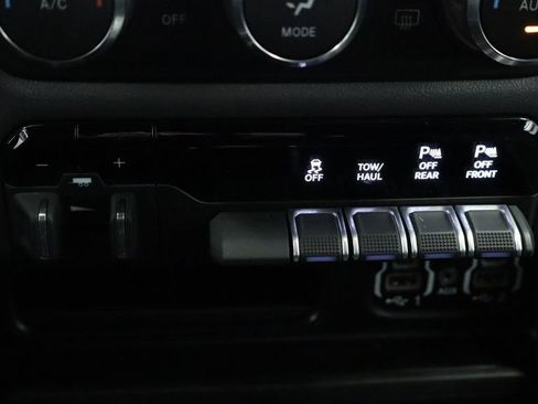 Certified 2022 RAM 1500 Big Horn image 37