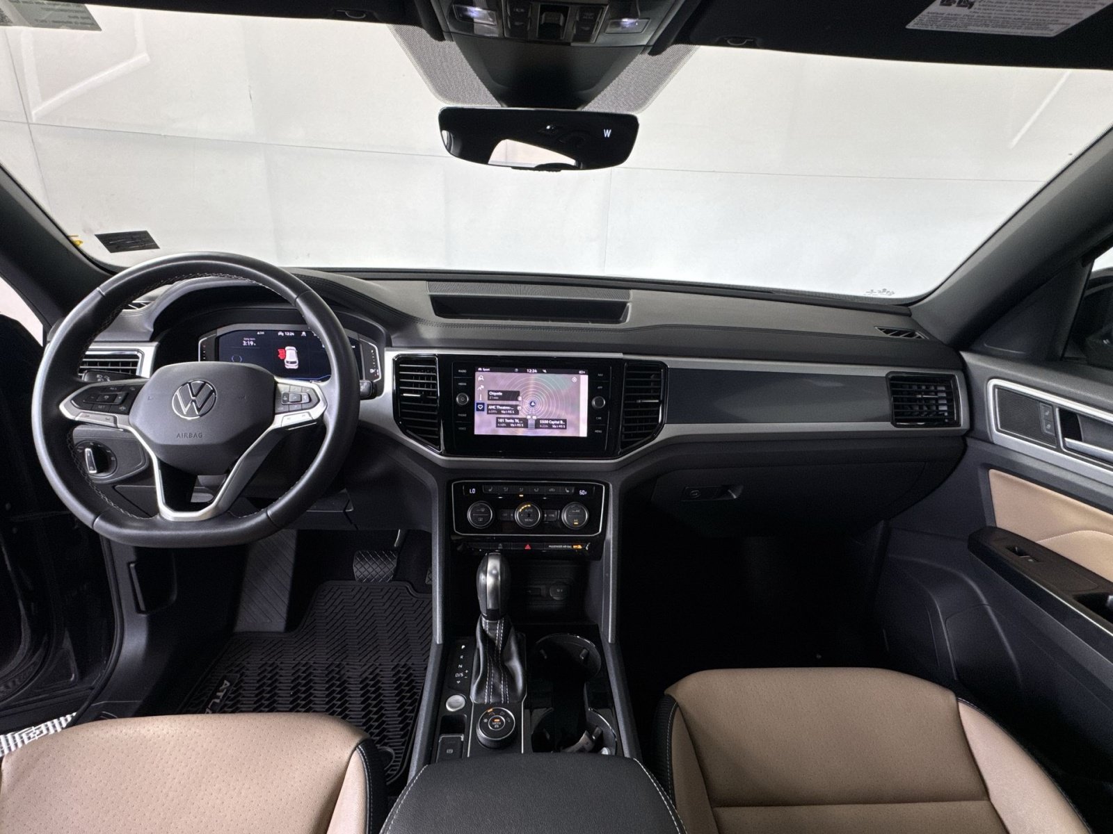 Used 2021 Volkswagen Atlas Cross Sport SEL AWD/4WD image 22