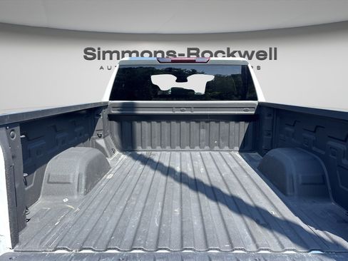 Used 2024 GMC Sierra 1500 Pro w/ Graphite Edition AWD/4WD image 9